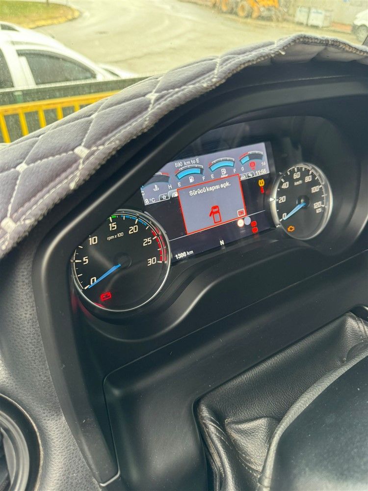 Satılık 35 Tonluk Çift Kırma Vinç